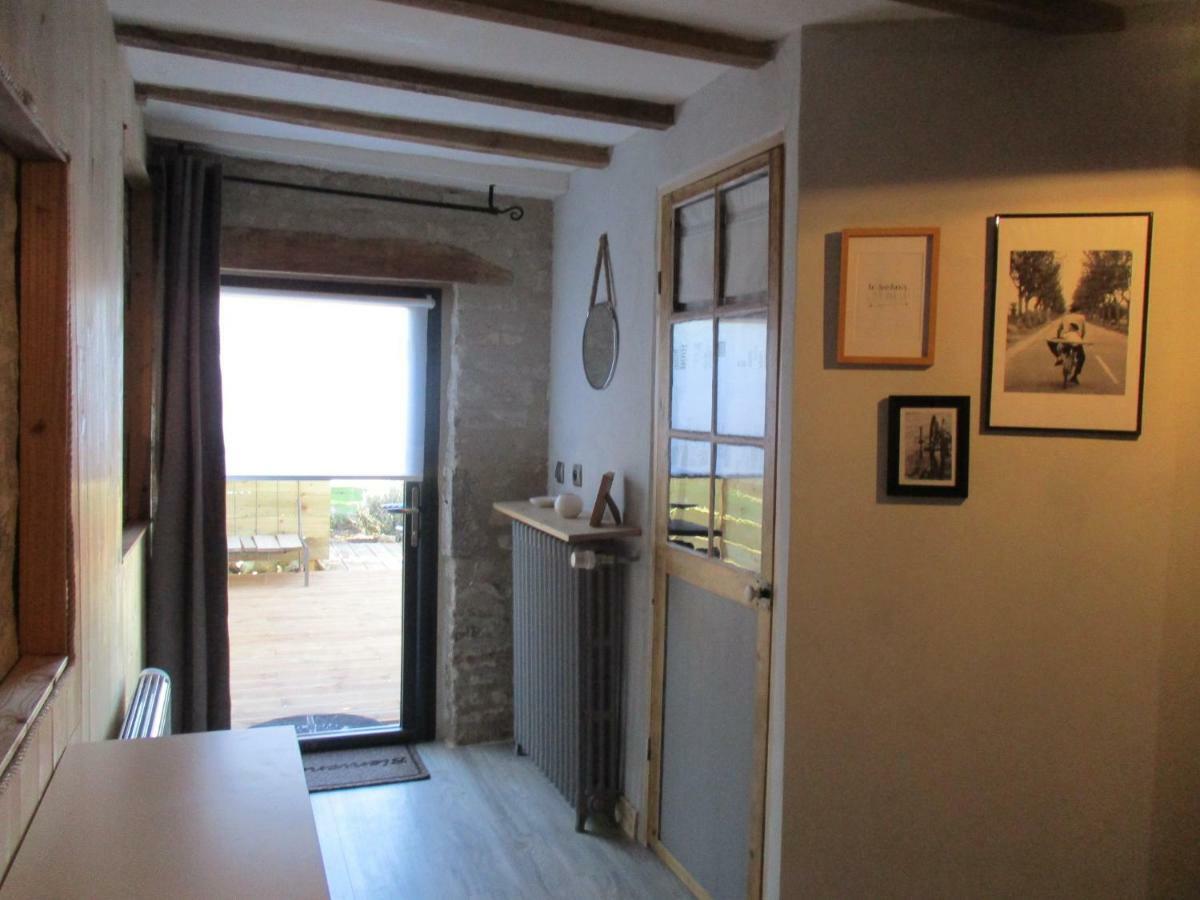 La Grange Aux Hirondelles Bed and Breakfast Sancoins Buitenkant foto