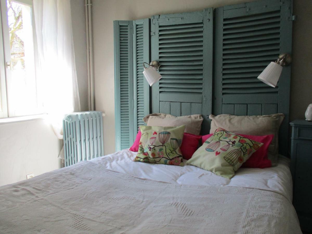 La Grange Aux Hirondelles Bed and Breakfast Sancoins Buitenkant foto