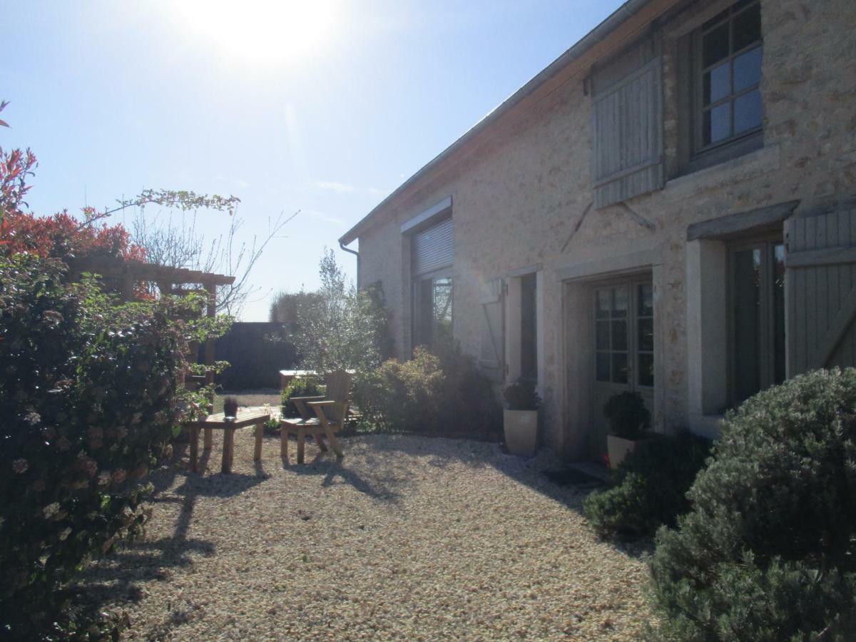 La Grange Aux Hirondelles Bed and Breakfast Sancoins Buitenkant foto